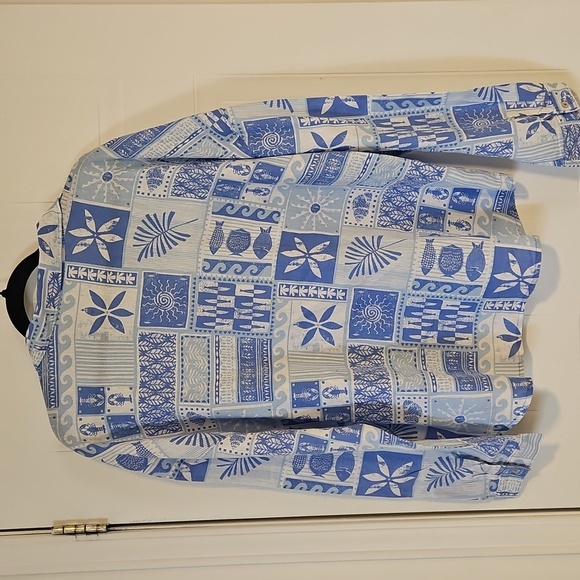 C&C California 100% Linen Shirt Womens XL Blue white geometric Button Up NWT - Picture 4 of 6